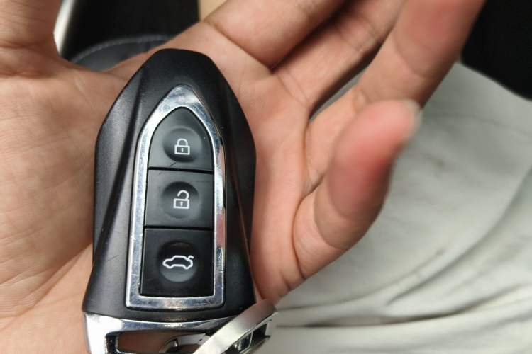 Used Zotye SR7 2016 1.5T CVT Cube Heart Edition China V Standard Vehicle Key