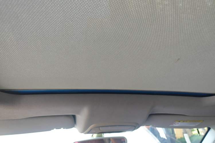 Used Zotye SR7 2016 1.5T CVT Cube Heart Edition China IV Standard Headliner