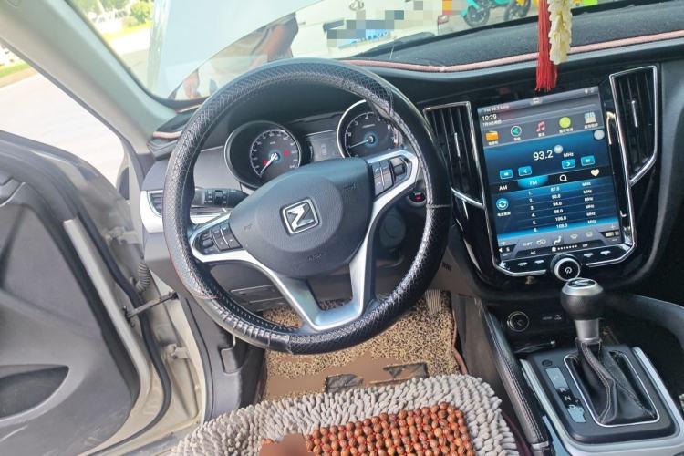 Used Zotye SR7 2016 1.5T CVT Cube Heart Edition China IV Standard Steering Wheel