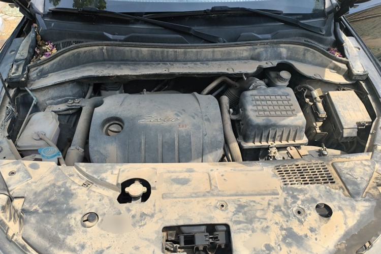 Used Zotye SR7 2017 1.5T CVT Cube Road Edition Engine Bay