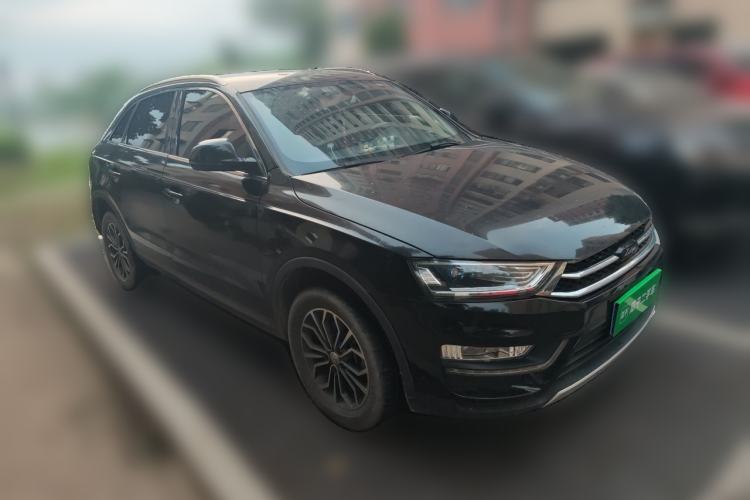 Used Zotye SR7 2017 1.5T Manual Cube Road Edition Front Right 45 Deg