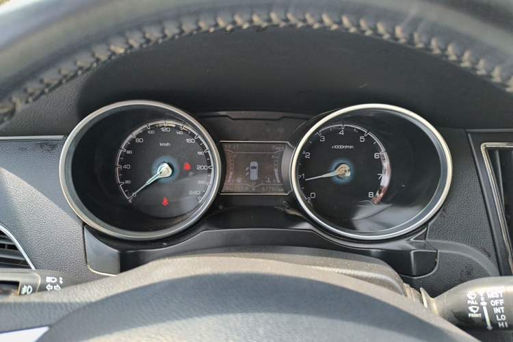 Used Zotye SR7 2017 1.5T CVT Cube Road Edition Instrument Cluster