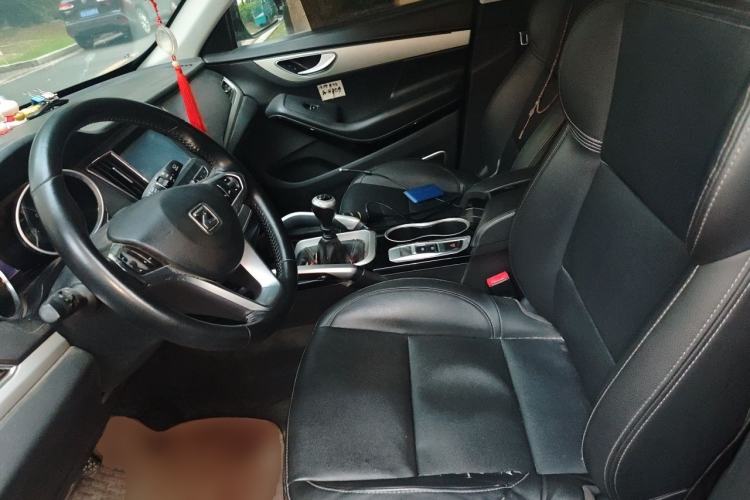 Used Zotye SR7 2017 1.5T Manual Cube Road Edition Left Front Seat