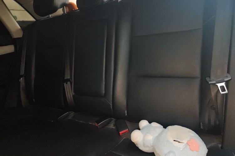 Used Zotye SR7 2017 1.5T Manual Cube Road Edition Left Rear Seat