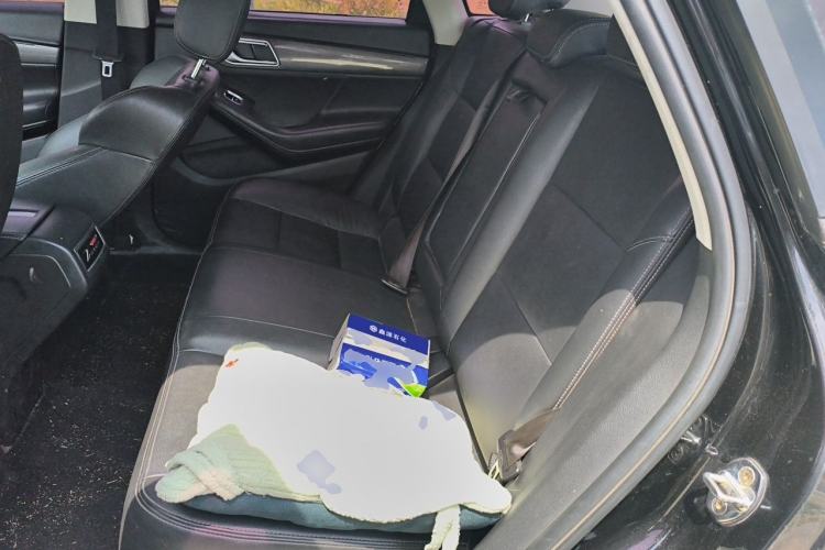 Used Zotye SR7 2017 1.5T CVT Cube Road Edition Left Rear Seat