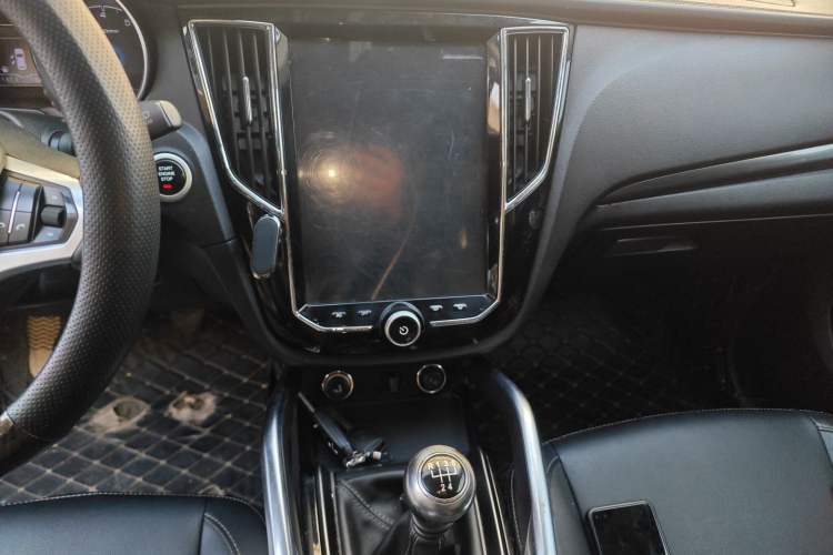 Used Zotye SR7 2017 1.5T Manual - Magic Cube Heart Edition Audio And AC Panel