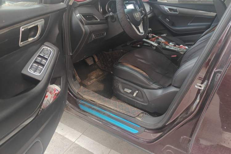 Used Zotye SR7 2017 1.5T CVT Cube Dream Edition Driver Seat