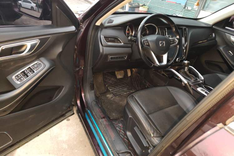 Used Zotye SR7 2017 1.5T CVT Cube Heart Edition Driver Seat