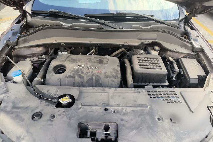 Used Zotye SR7 2017 1.5T CVT Cube Heart Edition Engine Bay