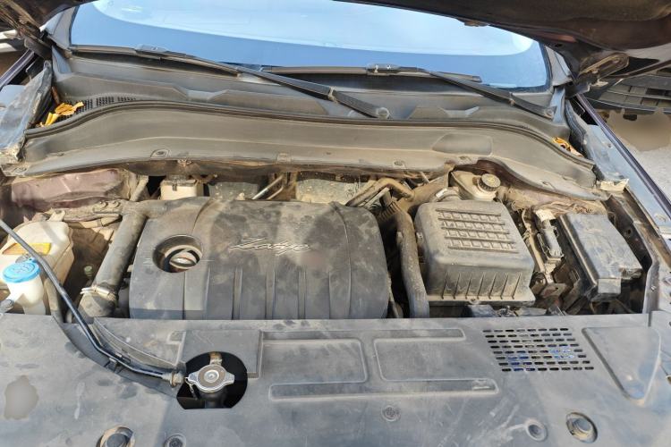 Used Zotye SR7 2017 1.5T Manual - Magic Cube Heart Edition Engine Bay