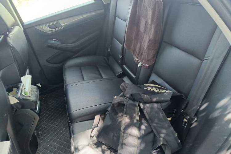 Used Zotye SR7 2017 1.5T CVT Cube Heart Edition Left Rear Seat