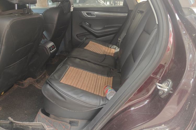 Used Zotye SR7 2017 1.5T CVT Cube Dream Edition Left Rear Seat