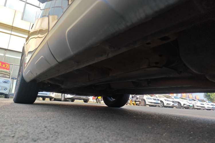 Used Zotye SR7 2017 1.5T Manual - Magic Cube Heart Edition Left Side Sill