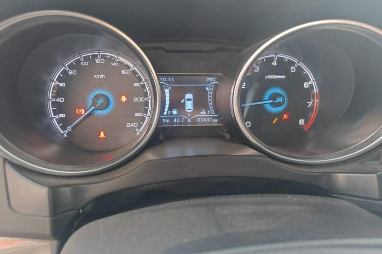 Used Zotye SR7 2017 1.5T CVT Cube Dream Edition Odometer Close Up
