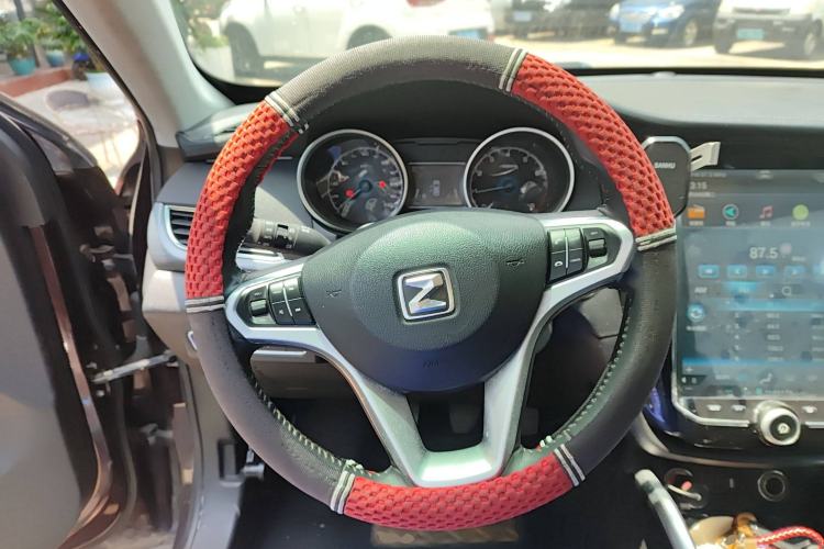 Used Zotye SR7 2017 1.5T Manual Cube Dream Edition Steering Wheel