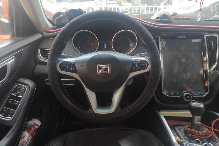 Used Zotye SR7 2017 1.5T CVT Cube Dream Edition Steering Wheel
