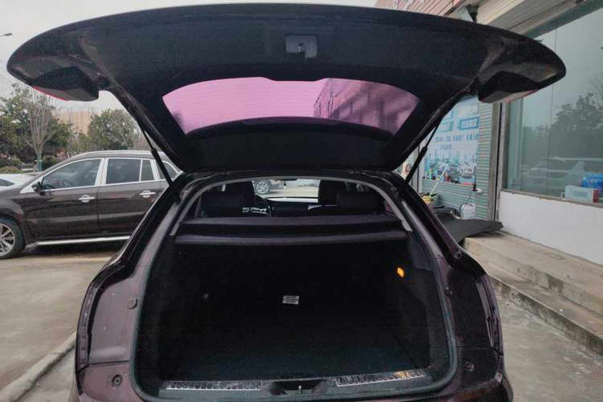 Used Zotye SR7 2017 1.5T CVT Cube Heart Edition Trunk