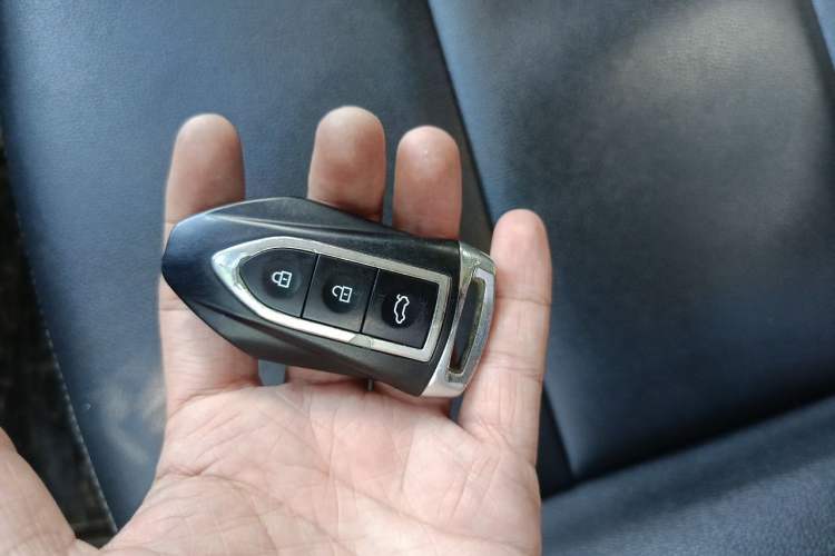 Used Zotye SR7 2017 1.5T CVT Cube Heart Edition Vehicle Key