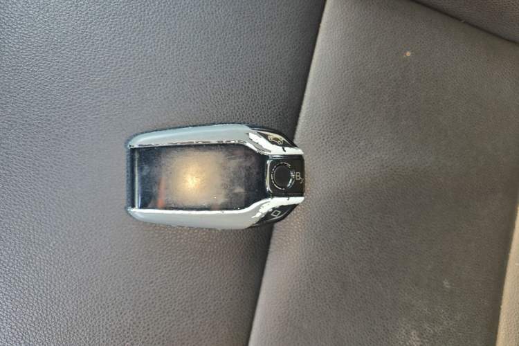 Used Zotye SR7 2017 1.5T Manual - Magic Cube Heart Edition Vehicle Key