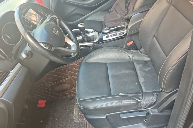 Used Zotye SR7 2017 1.5T Manual Cube Road Edition Left Front Seat