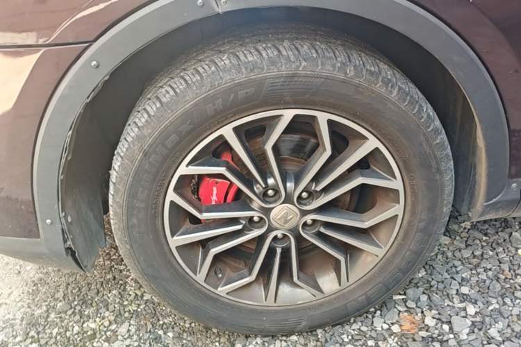Used Zotye SR7 2017 1.5T Manual Cube Road Edition Left Front Wheel Hub