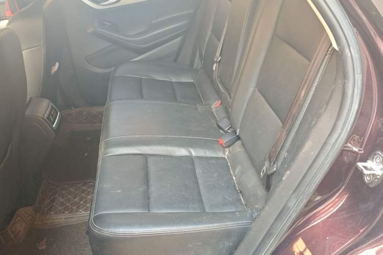 Used Zotye SR7 2017 1.5T Manual Cube Road Edition Left Rear Seat