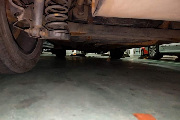 Used Zotye SR7 2017 1.5T Manual Cube Road Edition Chassis Rear Left