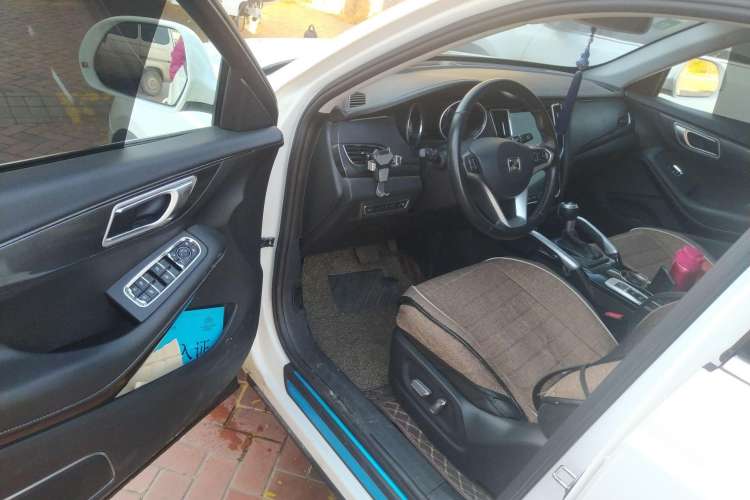Used Zotye SR7 2017 1.5T CVT Cube Dream Edition Driver Seat