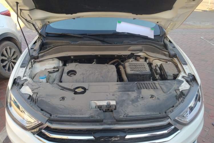 Used Zotye SR7 2017 1.5T CVT Cube Dream Edition Engine Bay