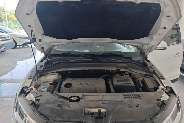 Used Zotye SR7 2017 1.5T CVT Cube Road Edition Engine Bay