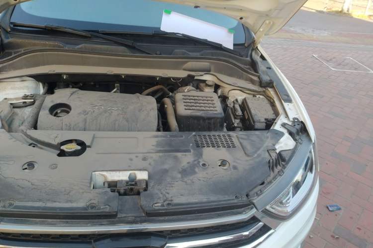 Used Zotye SR7 2017 1.5T CVT Cube Dream Edition Engine Bay Left