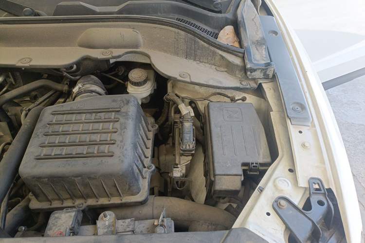 Used Zotye SR7 2017 1.5T CVT Cube Dream Edition Engine Bay Left