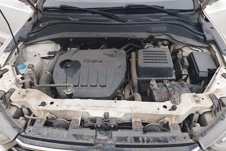 Used Zotye SR7 2017 1.5T CVT Cube Dream Edition Engine Bay