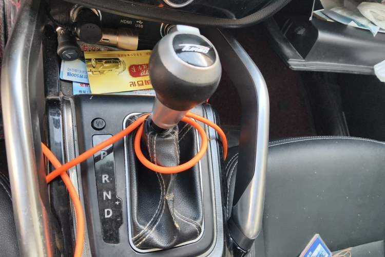 Used Zotye SR7 2017 1.5T CVT Cube Dream Edition Gear Lever