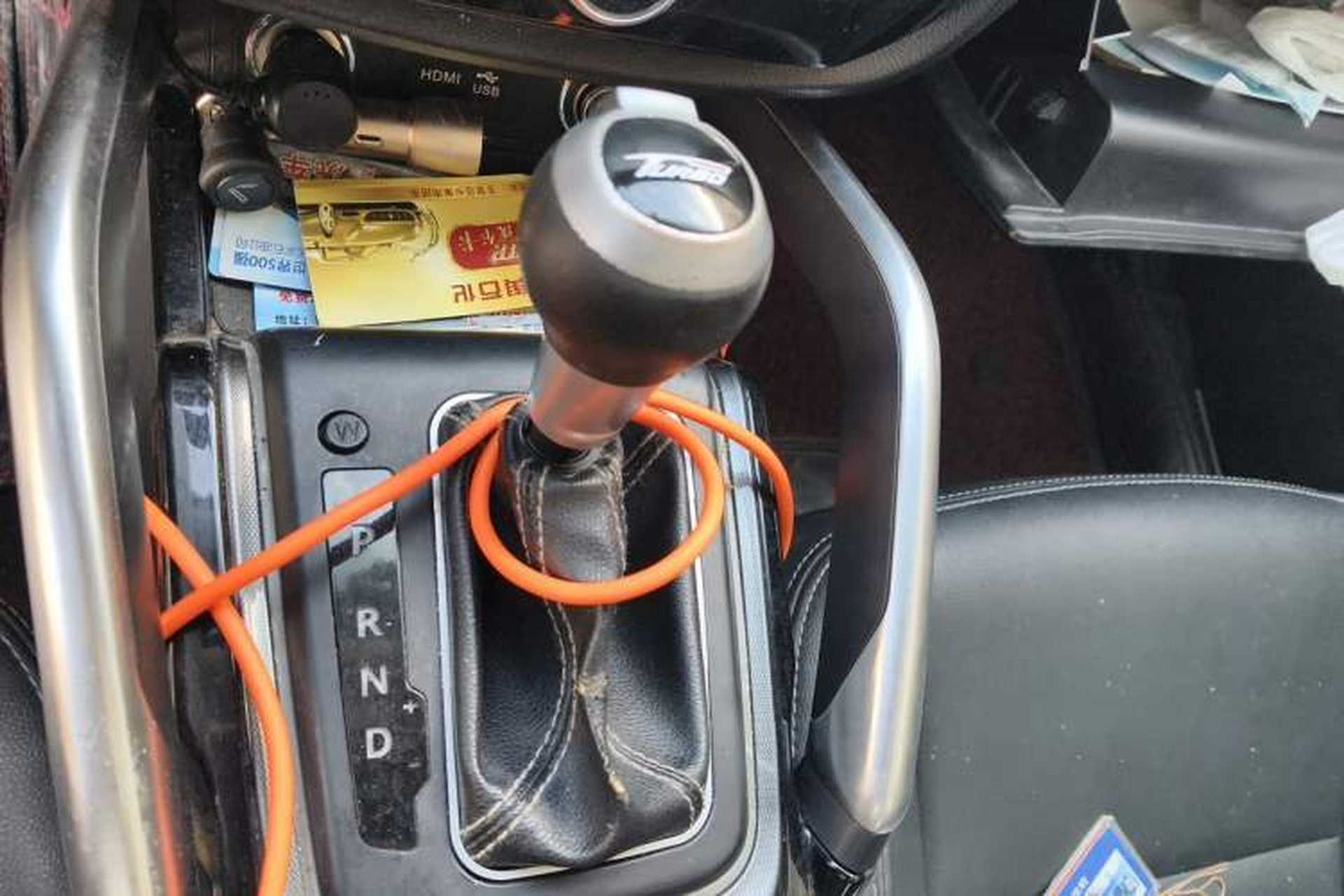 Used Zotye SR7 2017 1.5T CVT Cube Dream Edition Gear Lever