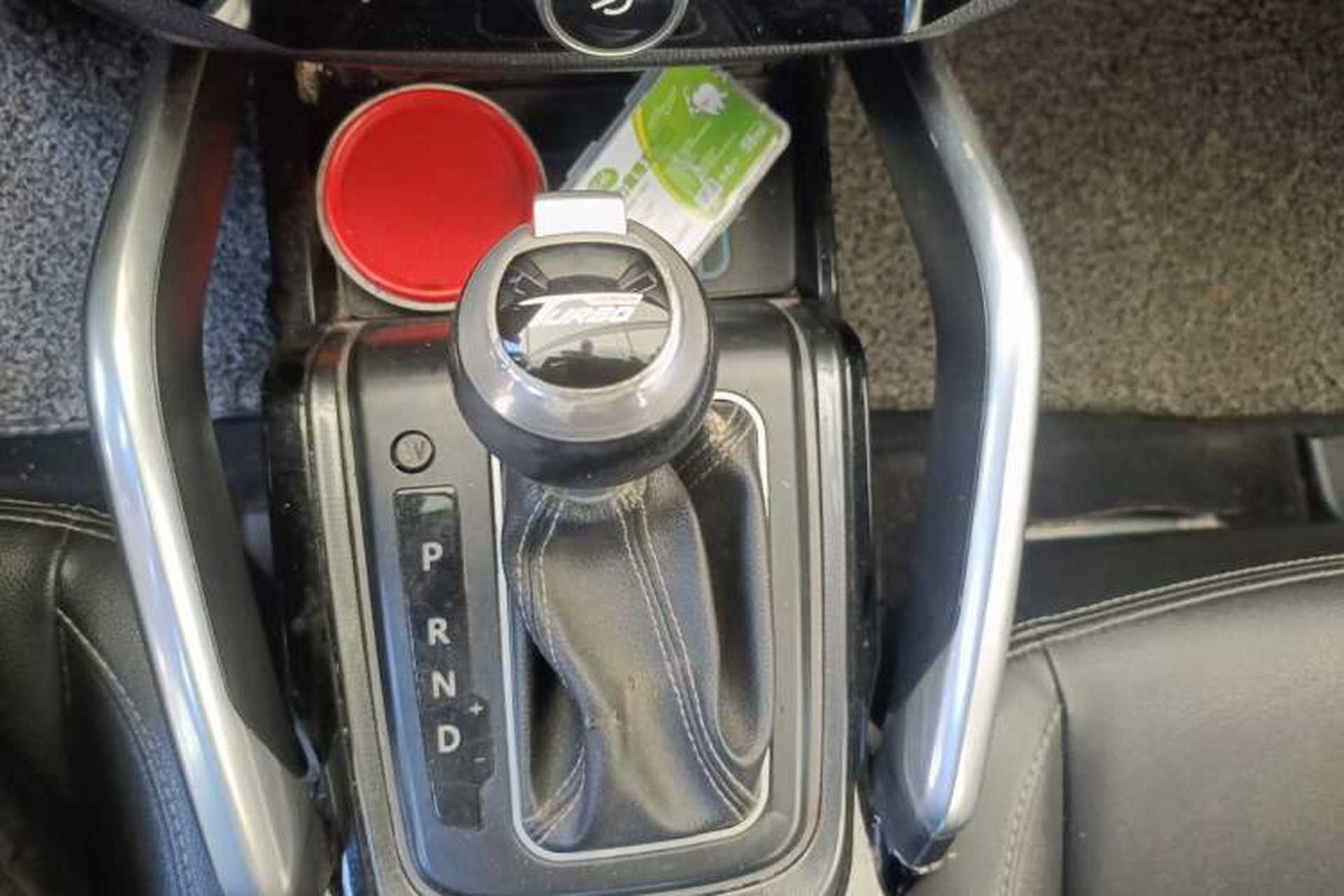 Used Zotye SR7 2017 1.5T CVT Cube Dream Edition Gear Lever