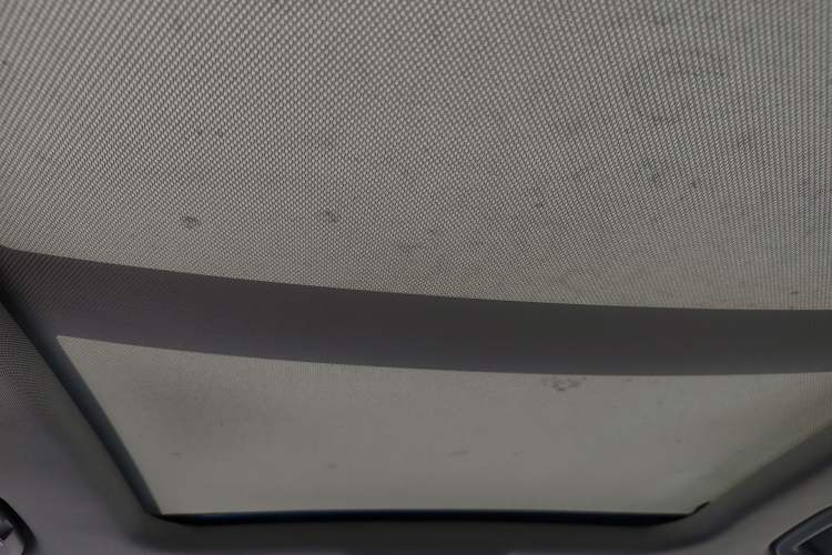 Used Zotye SR7 2017 1.5T CVT Cube Dream Edition Headliner
