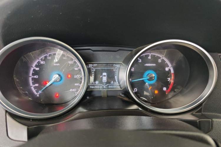 Used Zotye SR7 2017 1.5T CVT Cube Road Edition Instrument Cluster
