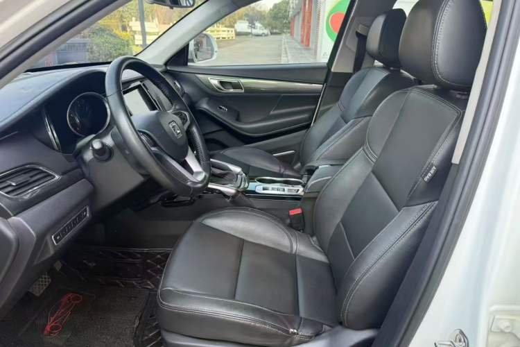 Used Zotye SR7 2017 1.5T CVT Cube Dream Edition Interior 2