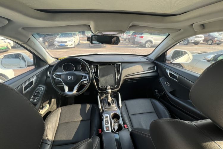 Used Zotye SR7 2017 1.5T CVT Cube Heart Edition Interior 4