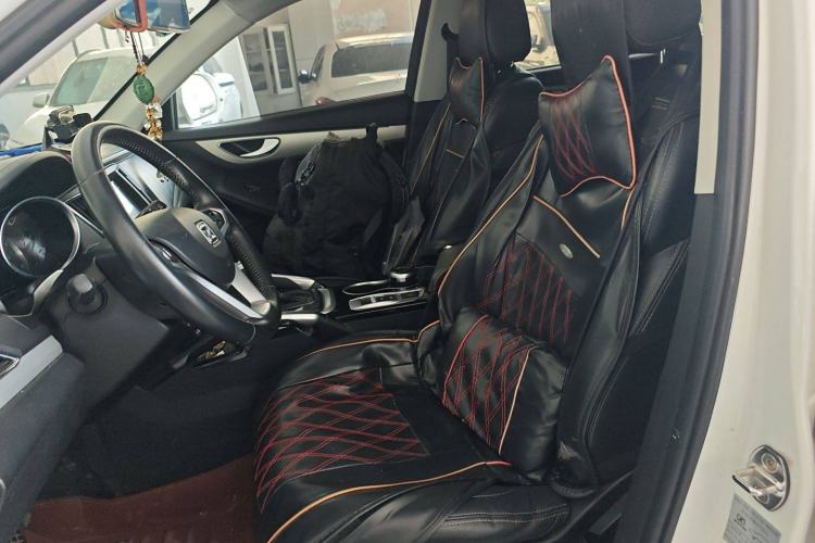 Used Zotye SR7 2017 1.5T CVT Cube Road Edition Left Front Seat