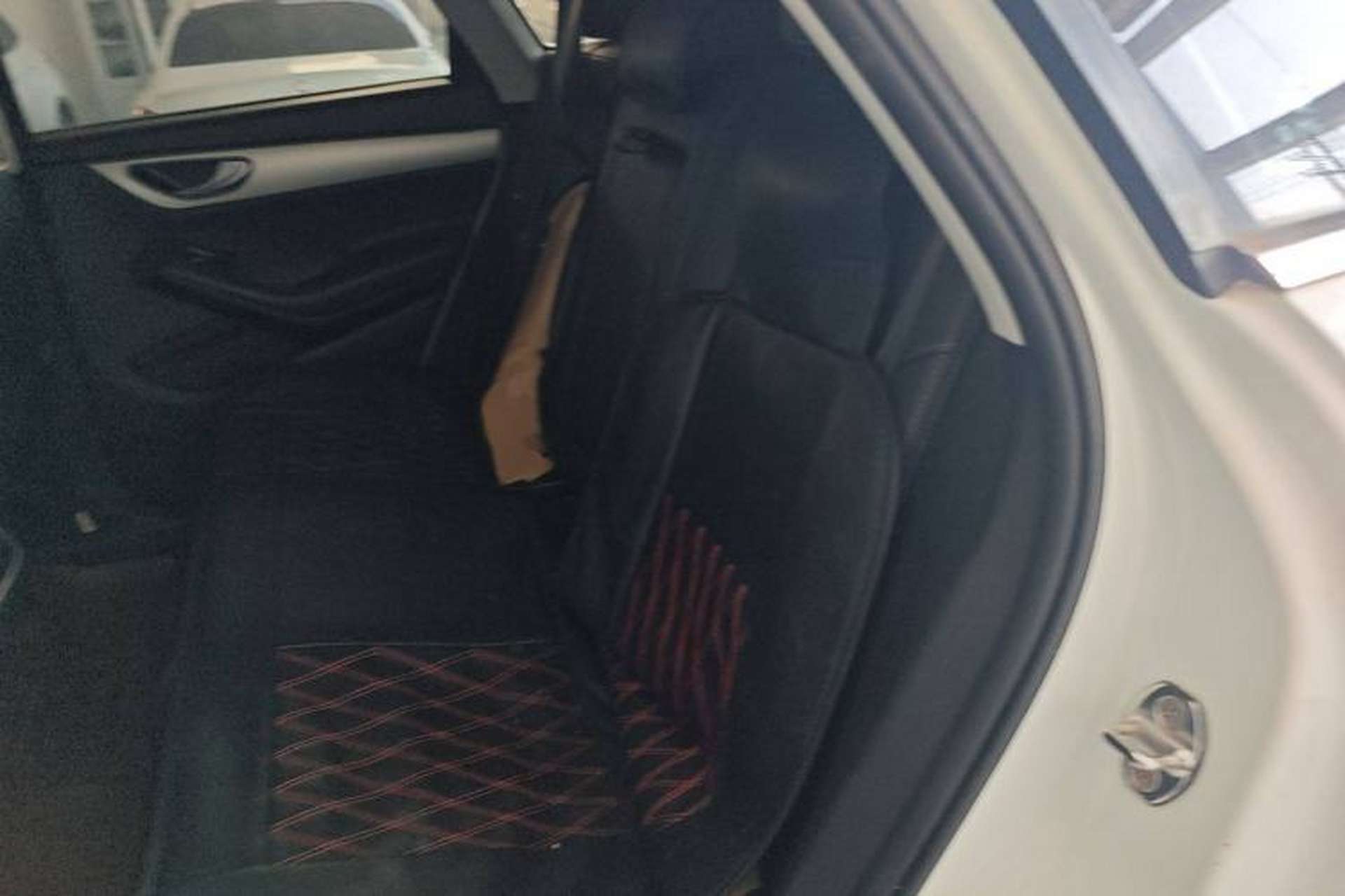 Used Zotye SR7 2017 1.5T CVT Cube Road Edition Left Rear Seat