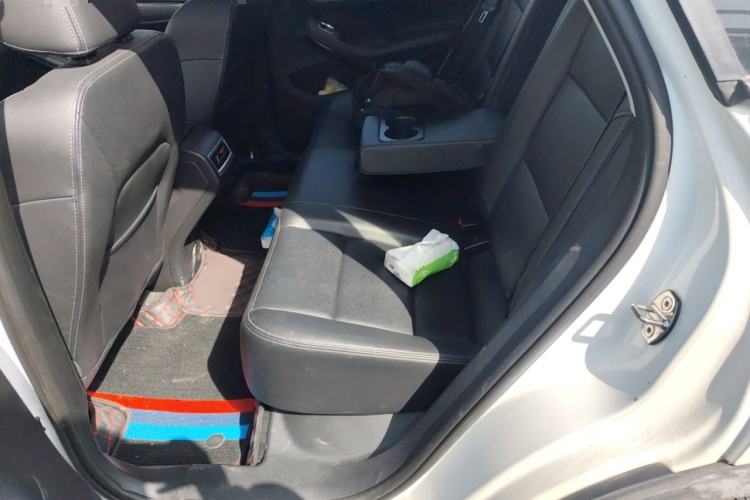 Used Zotye SR7 2017 1.5T CVT Cube Dream Edition Left Rear Seat