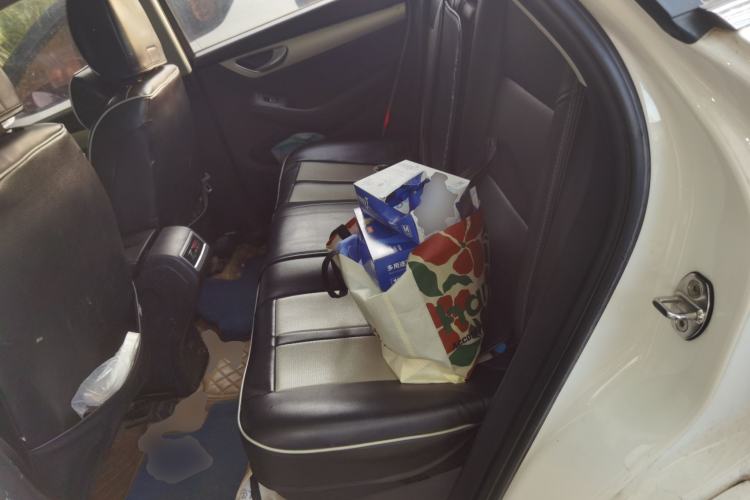 Used Zotye SR7 2017 1.5T Manual Cube Dream Edition Left Rear Seat