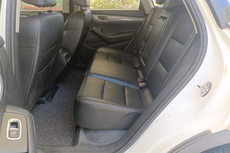 Used Zotye SR7 2017 1.5T CVT Cube Dream Edition Left Rear Seat
