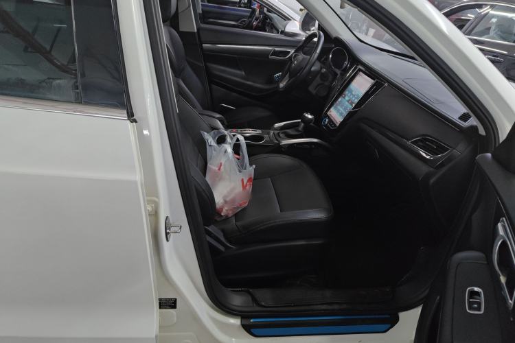 Used Zotye SR7 2017 1.5T CVT Cube Dream Edition Right Front Seat