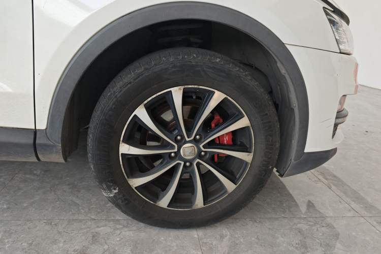 Used Zotye SR7 2017 1.5T CVT Cube Road Edition Right Front Wheel Hub