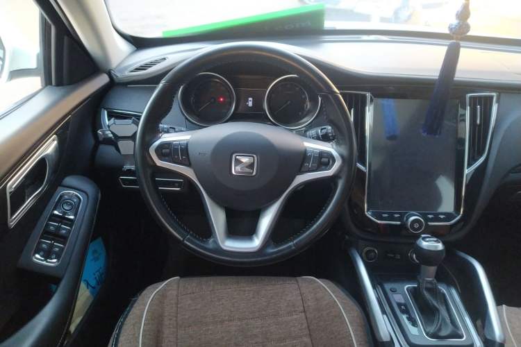 Used Zotye SR7 2017 1.5T CVT Cube Dream Edition Steering Wheel