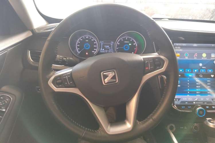 Used Zotye SR7 2017 1.5T CVT Cube Dream Edition Steering Wheel