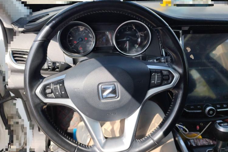 Used Zotye SR7 2017 1.5T CVT Cube Dream Edition Steering Wheel